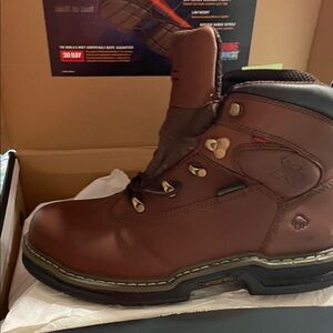 NEW Wolverine Buccaneer 6” leather upper boots. Box included